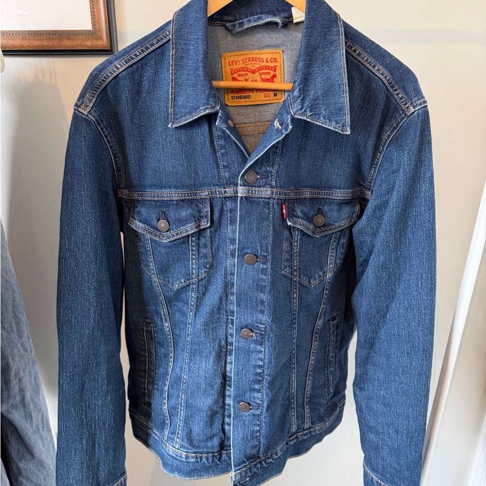 Levi's Blue Denim Trucker Jacket for Men Size Medium

#18